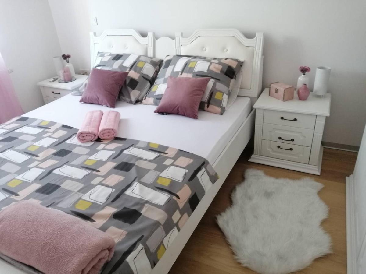 Apartman Natali*** Daire Varaždin Dış mekan fotoğraf